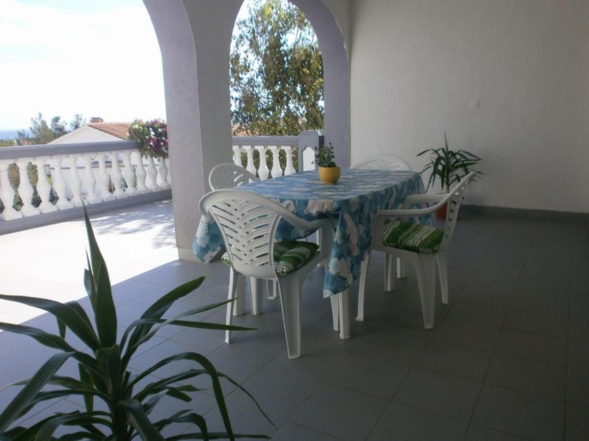 Apartments Villa Angela Krk Town Habitación foto