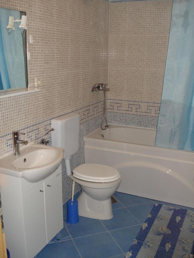 Apartments Villa Angela Krk Town Habitación foto